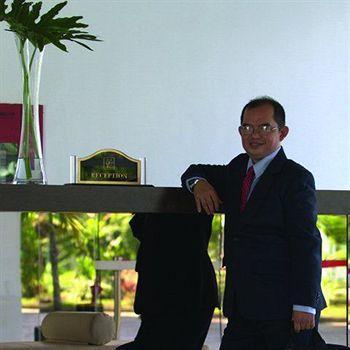 Ciriaco Hotel And Resort Calbayog Buitenkant foto